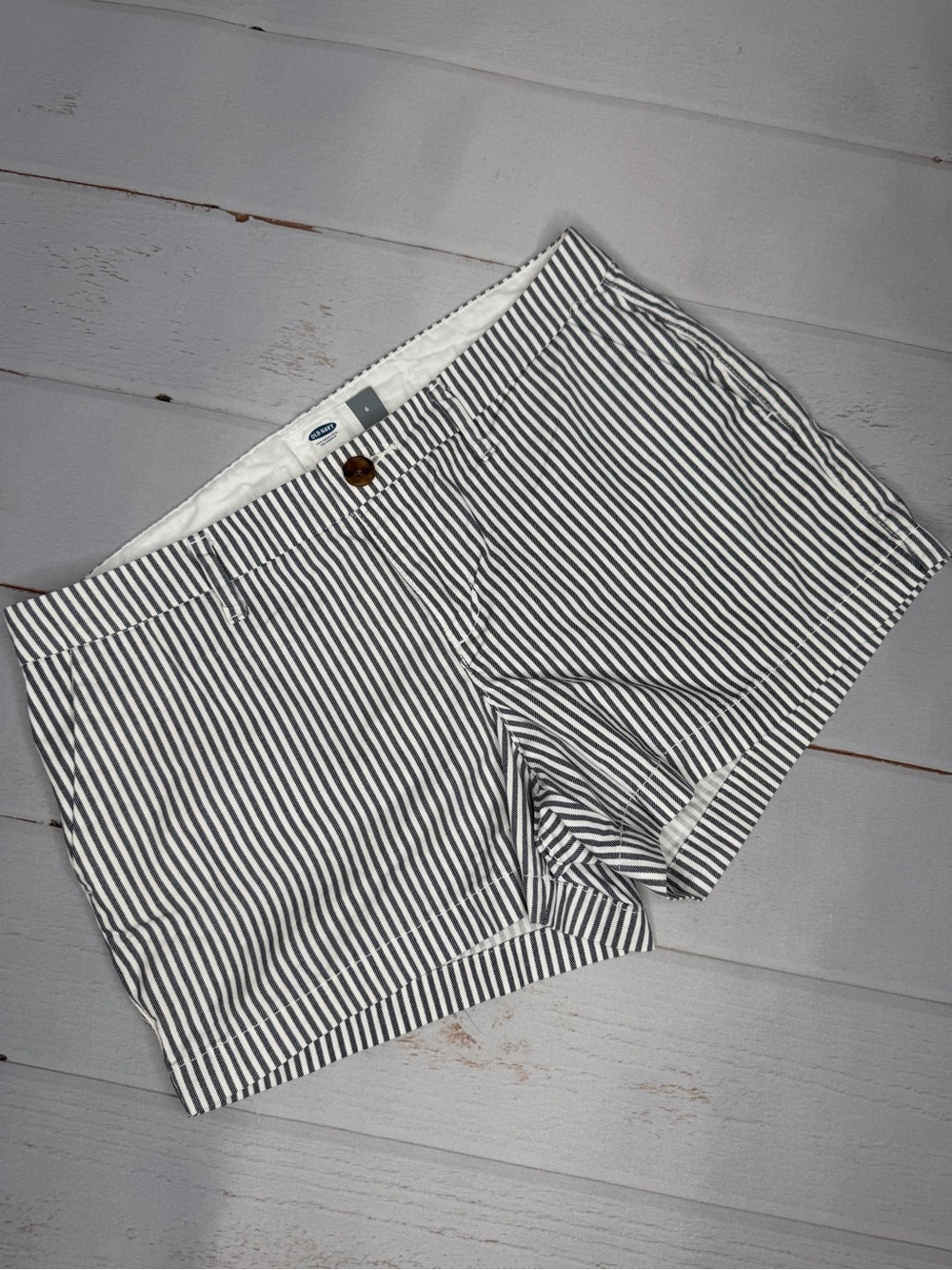 Old Navy Blue White Striped Cotton Shorts Size 6 Nautical Summer